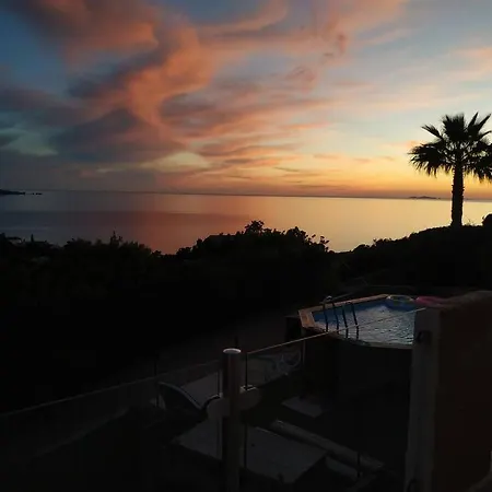 度假居 Magnifique Avec Superbe Vue Mer Sur Agosta *